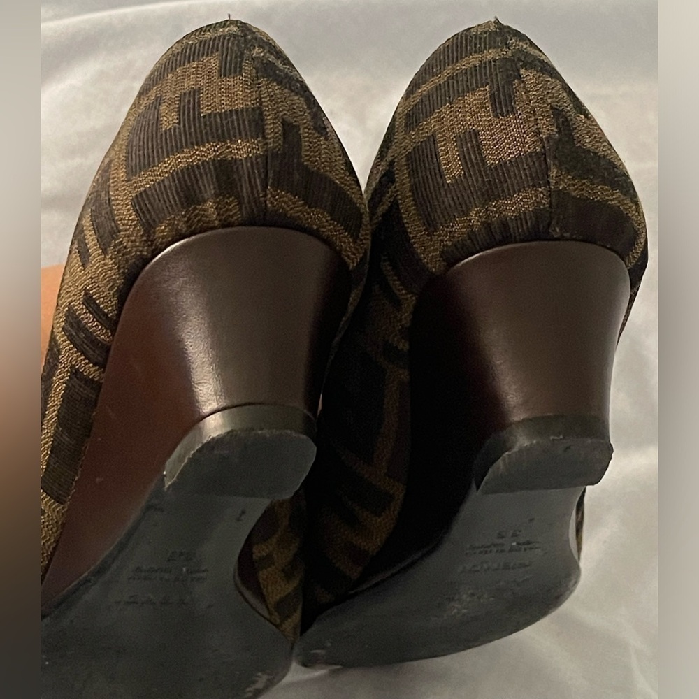 Real FENDI zucca wedges in size 35 brown bow - Picture 8 of 14